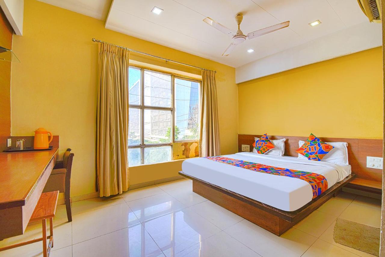 Fabhotel Rb Residency Surate Exterior foto