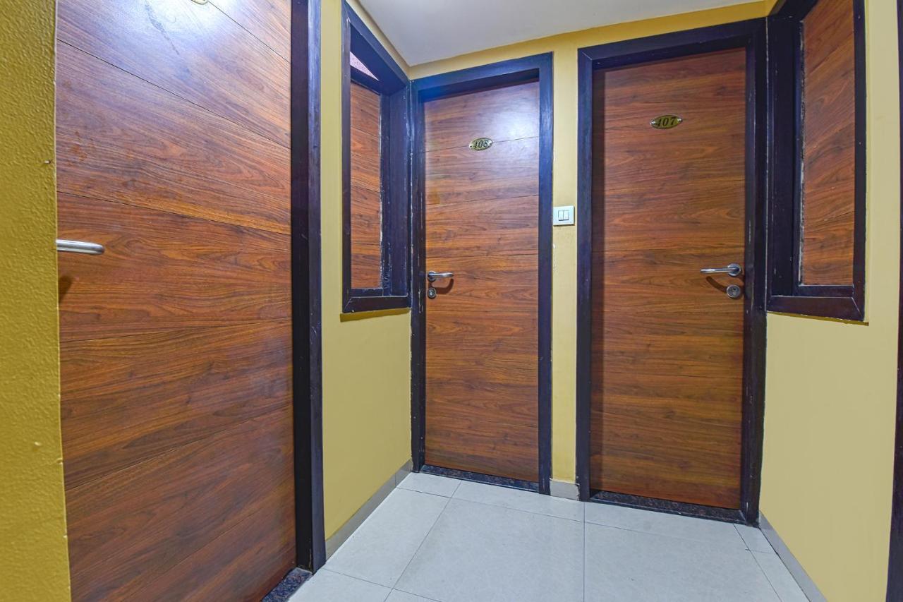 Fabhotel Rb Residency Surate Exterior foto